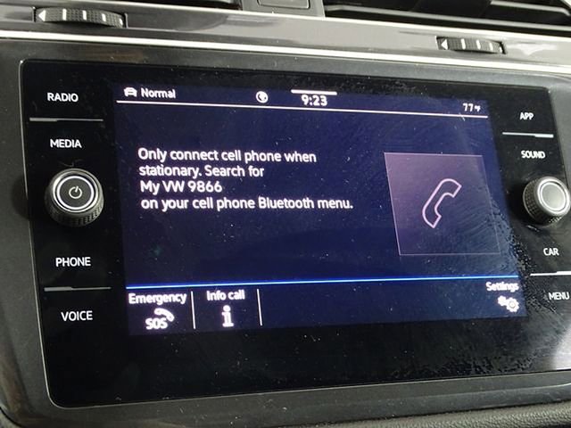 Used 2024 Volkswagen Tiguan SE image 30