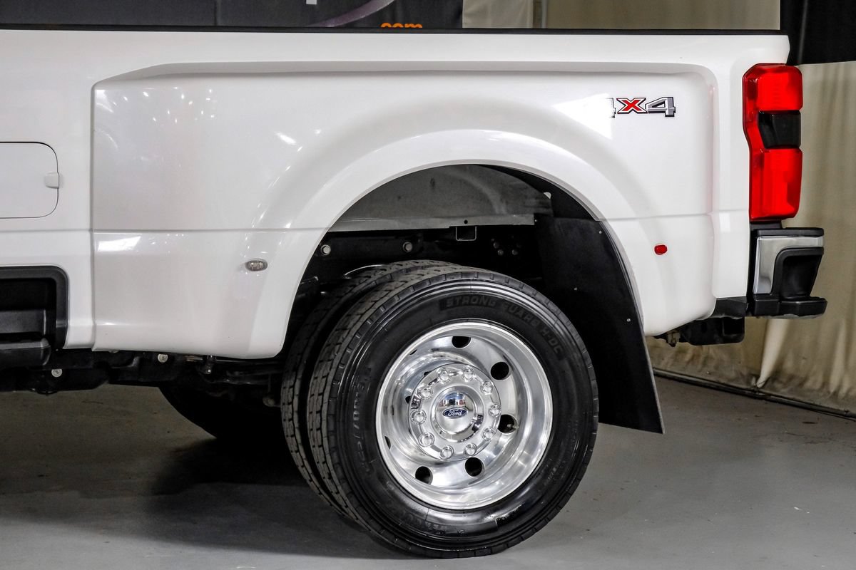 Used 2023 Ford F450 Lariat AWD/4WD image 13