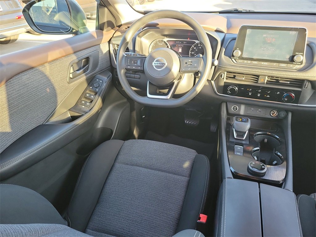 Certified 2021 Nissan Rogue S image 10