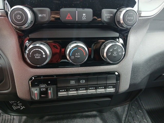 New 2026 RAM 3500 Tradesman w/ Chrome Appearance Group image 42