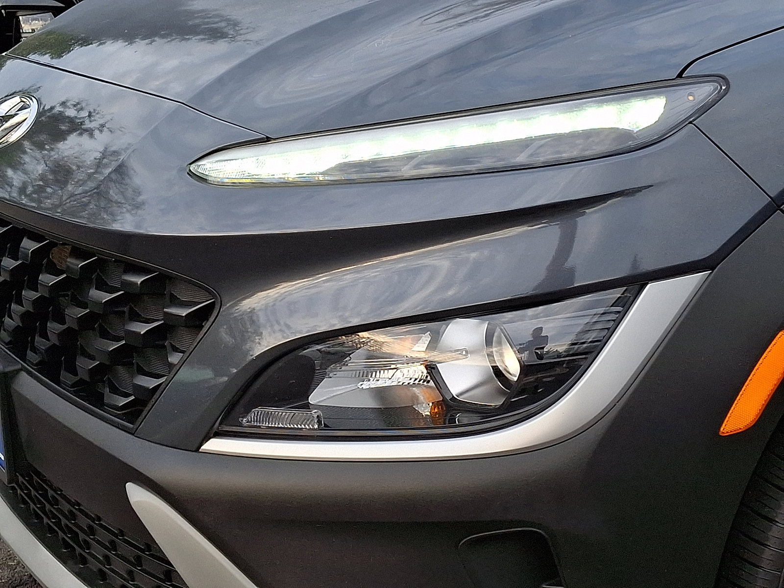 Certified 2022 Hyundai Kona SEL w/ Cargo Package AWD/4WD image 9