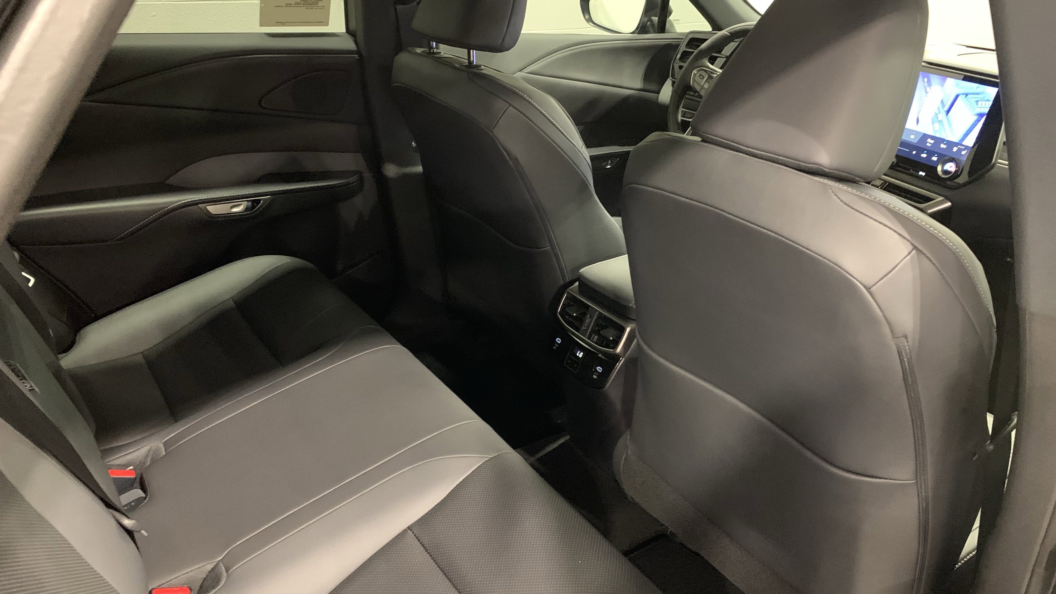 Used 2026 Lexus RX 350h image 41