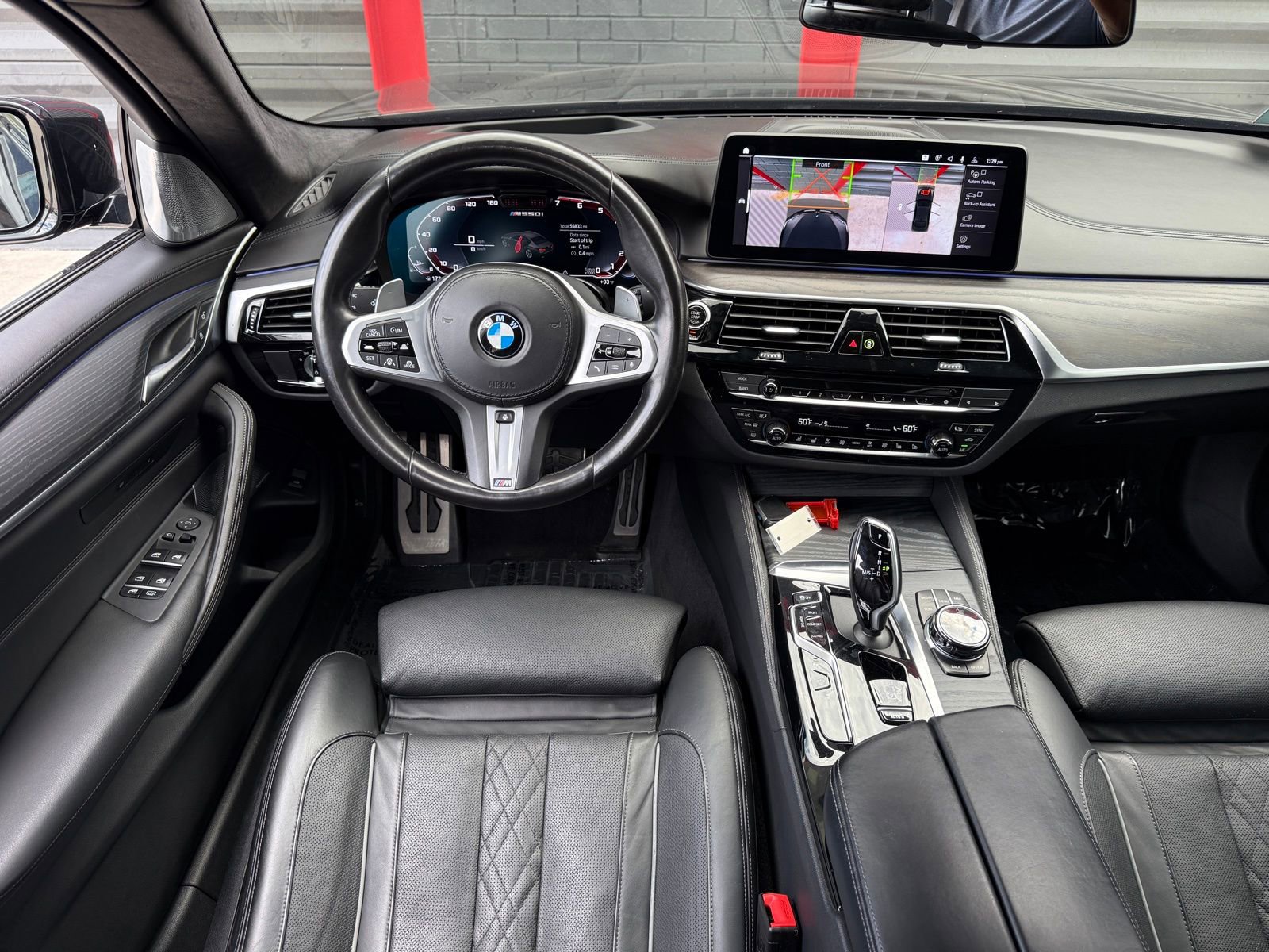 Used 2021 BMW M550i xDrive w/ Dynamic Handling Package AWD/4WD image 37