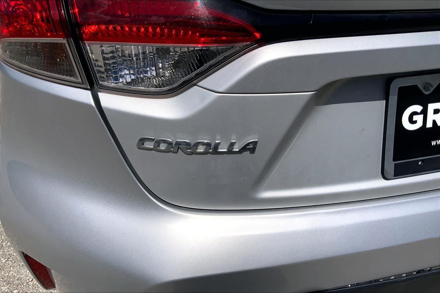 Used 2021 Toyota Corolla LE FWD image 10