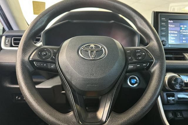 Used 2022 Toyota RAV4 XLE FWD image 26