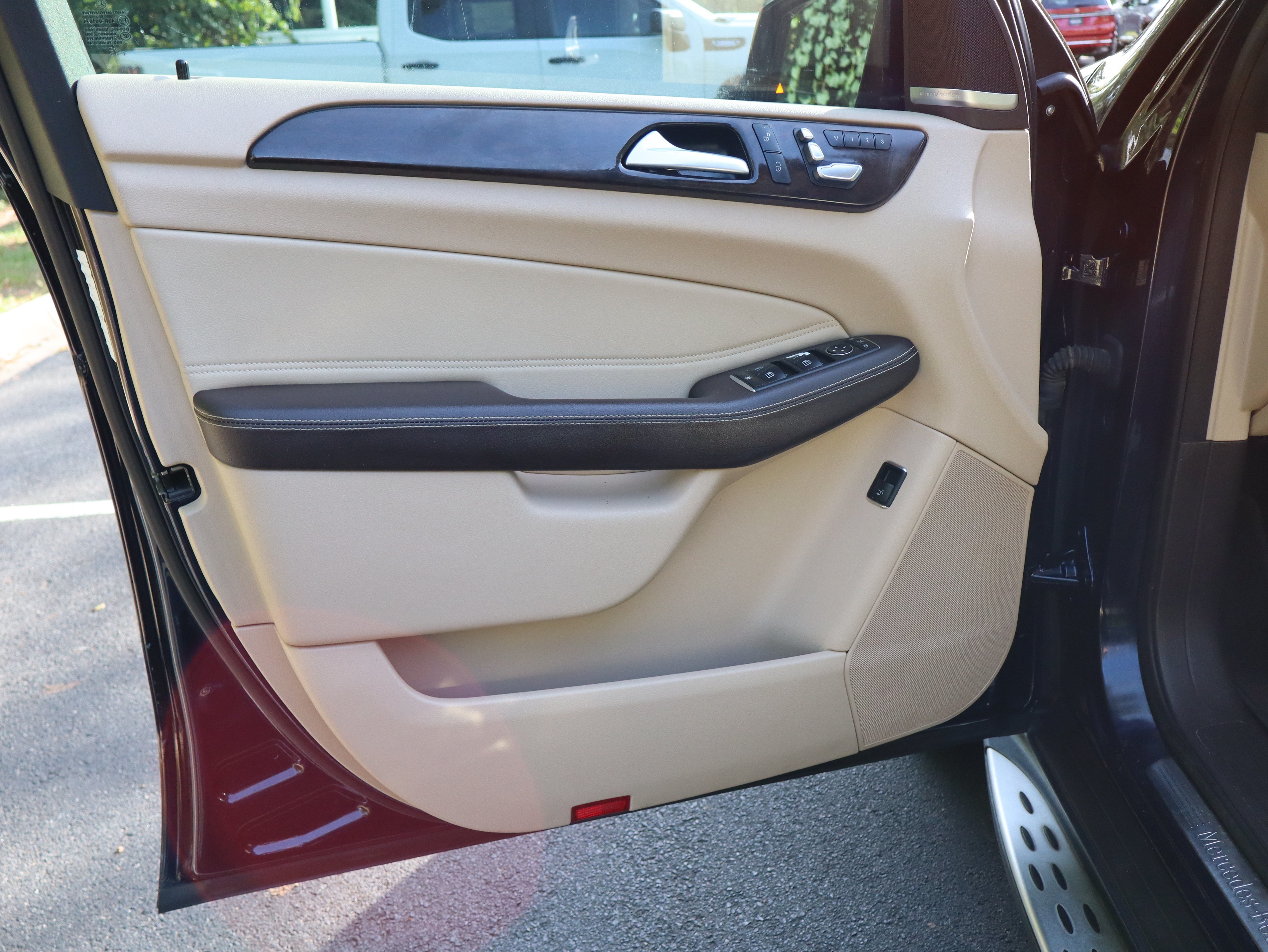 Used 2018 Mercedes-Benz GLE 350 image 19