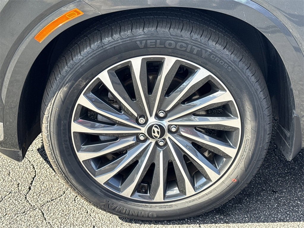 Used 2023 Hyundai Palisade Calligraphy image 11