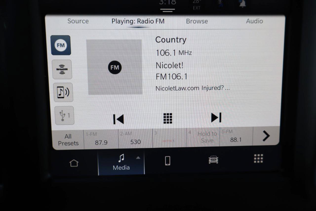 Used 2024 RAM 3500 Big Horn AWD/4WD image 14