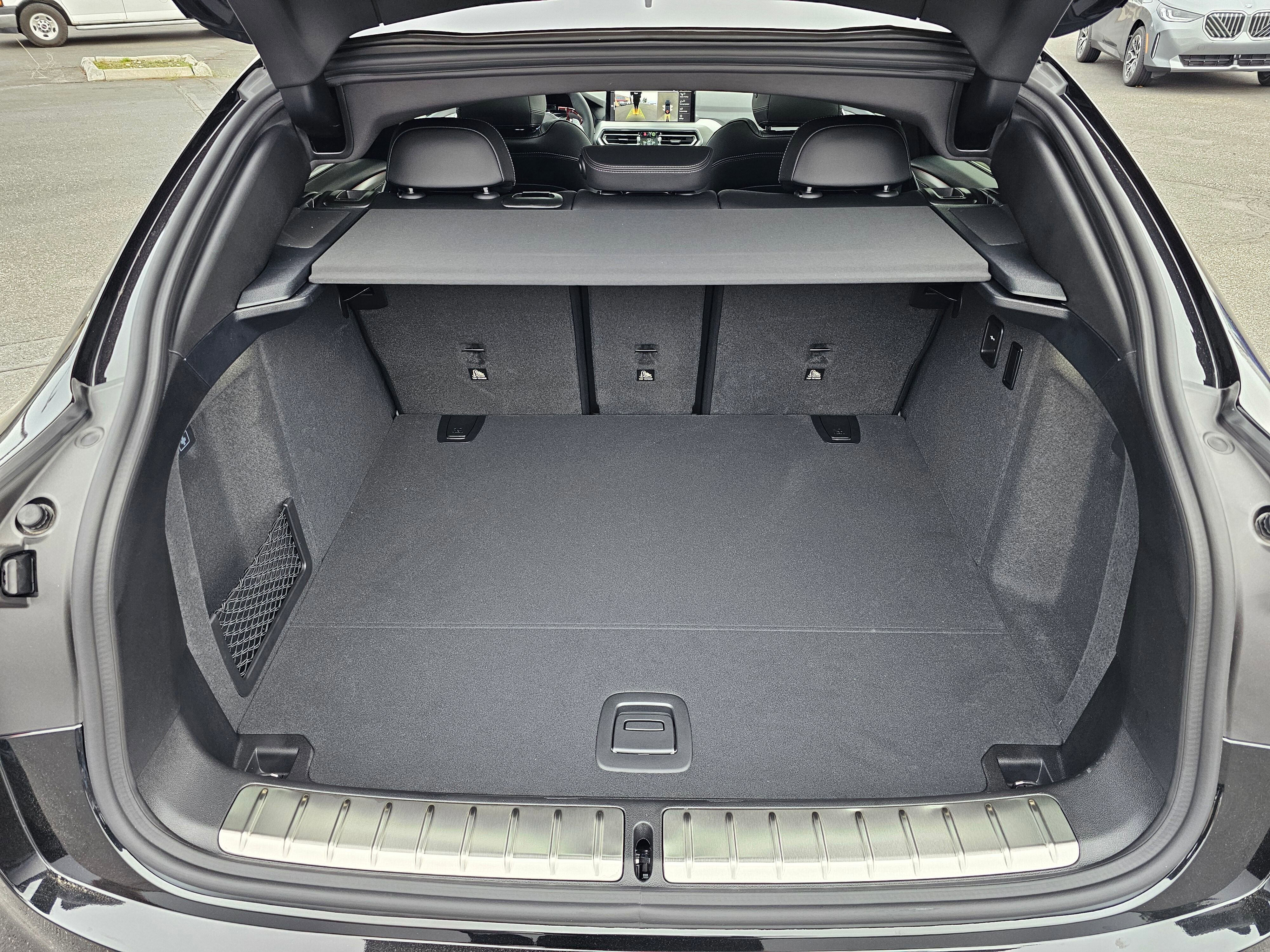 New 2025 BMW X4 xDrive30i w/ Premium Package image 30