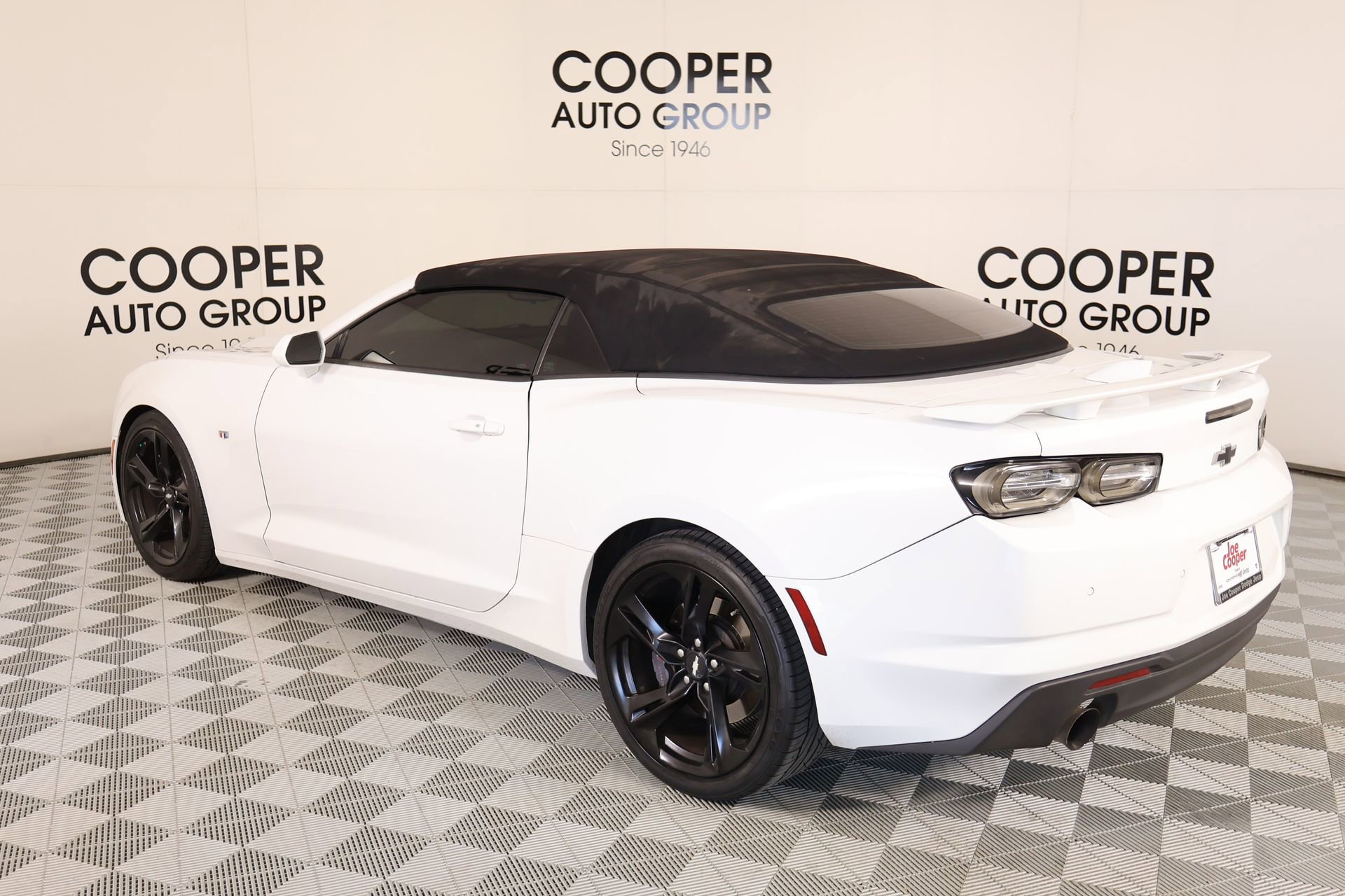 Used 2019 Chevrolet Camaro SS image 21