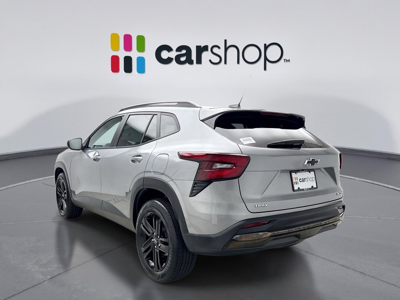 Used 2024 Chevrolet Trax ACTIV w/ Sunroof Package FWD image 3