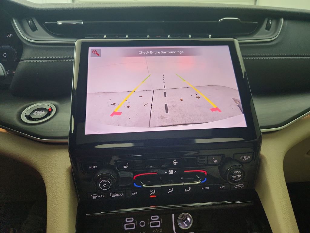 New 2025 Jeep Grand Cherokee Limited image 25