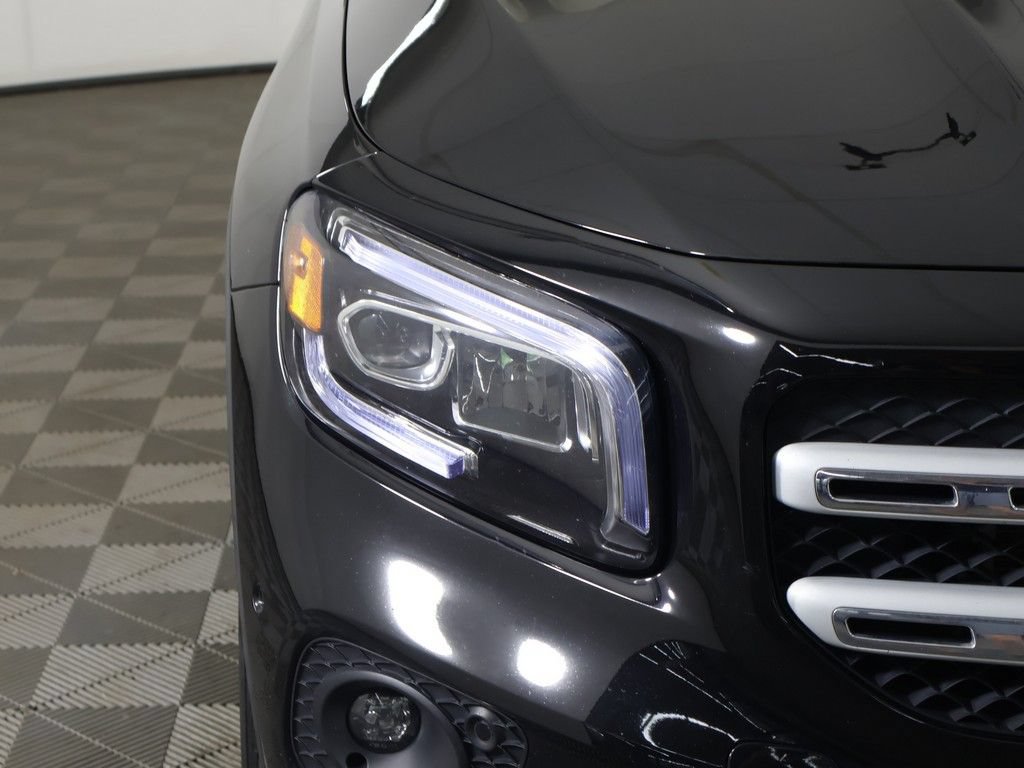 Used 2023 Mercedes-Benz GLB 250 4MATIC image 14