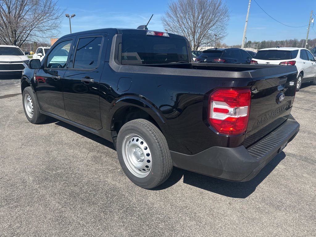 Used 2025 Ford Maverick XL image 4