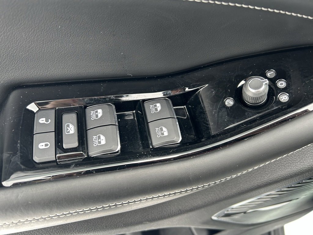 Used 2021 Jeep Grand Cherokee L Overland image 5