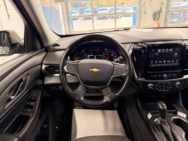 Used 2019 Chevrolet Traverse LT FWD image 19