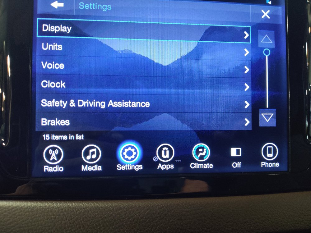 Used 2017 Chrysler Pacifica Touring FWD image 25