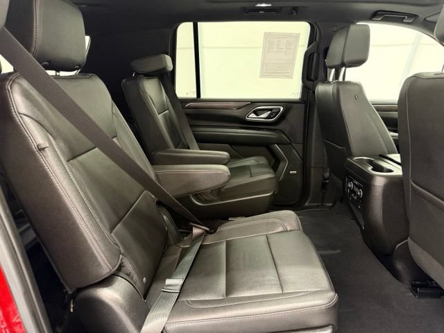 Used 2023 Chevrolet Suburban Z71 w/ Z71 Off-Road Package AWD/4WD image 31