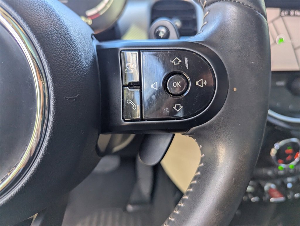 Used 2023 MINI Cooper S w/ Signature Upholstery Package image 32