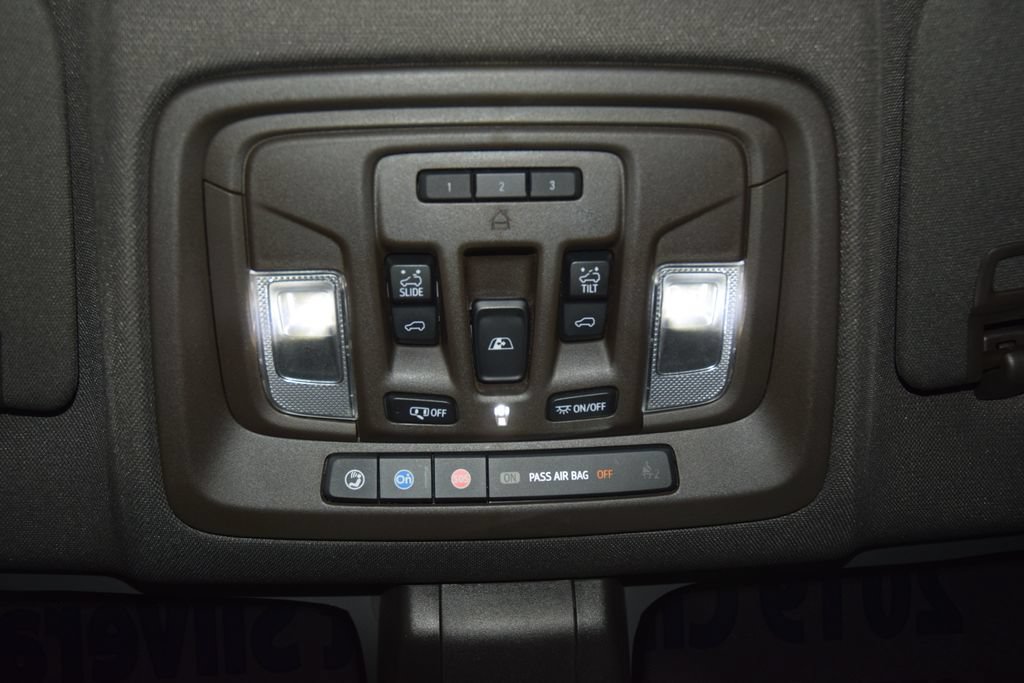 Used 2019 Chevrolet Silverado 1500 LTZ w/ LTZ Premium Package AWD/4WD image 56