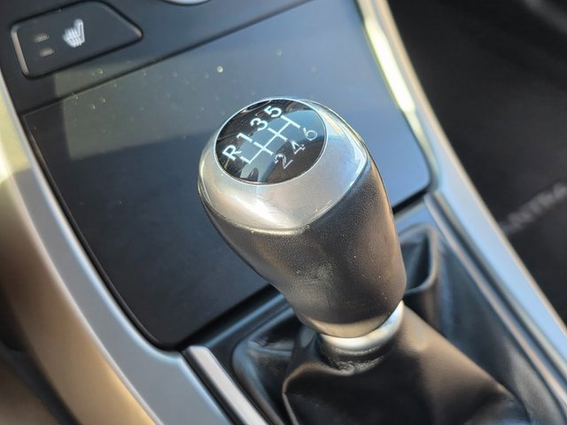 Used 2016 Hyundai Elantra Sport image 33