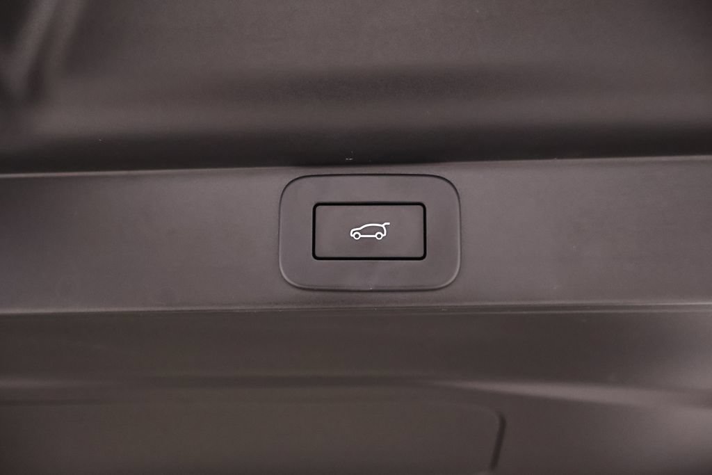 Used 2023 Land Rover Range Rover Autobiography AWD/4WD image 43