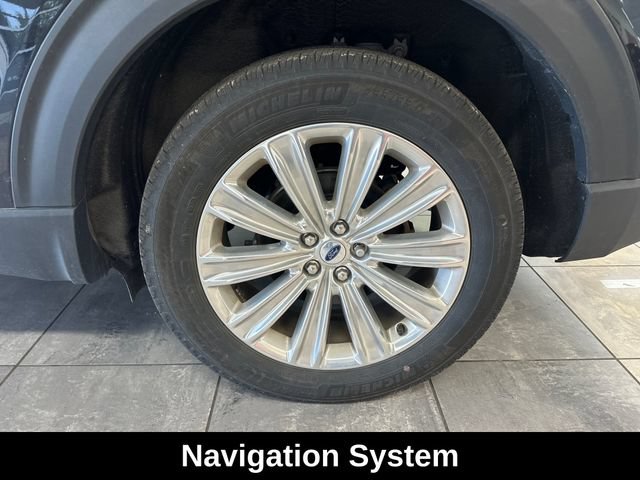 Used 2024 Ford Explorer Limited w/ Equipment Group 301A AWD/4WD image 5
