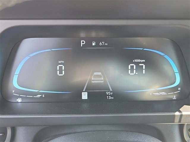 New 2025 Hyundai Elantra Sport image 6