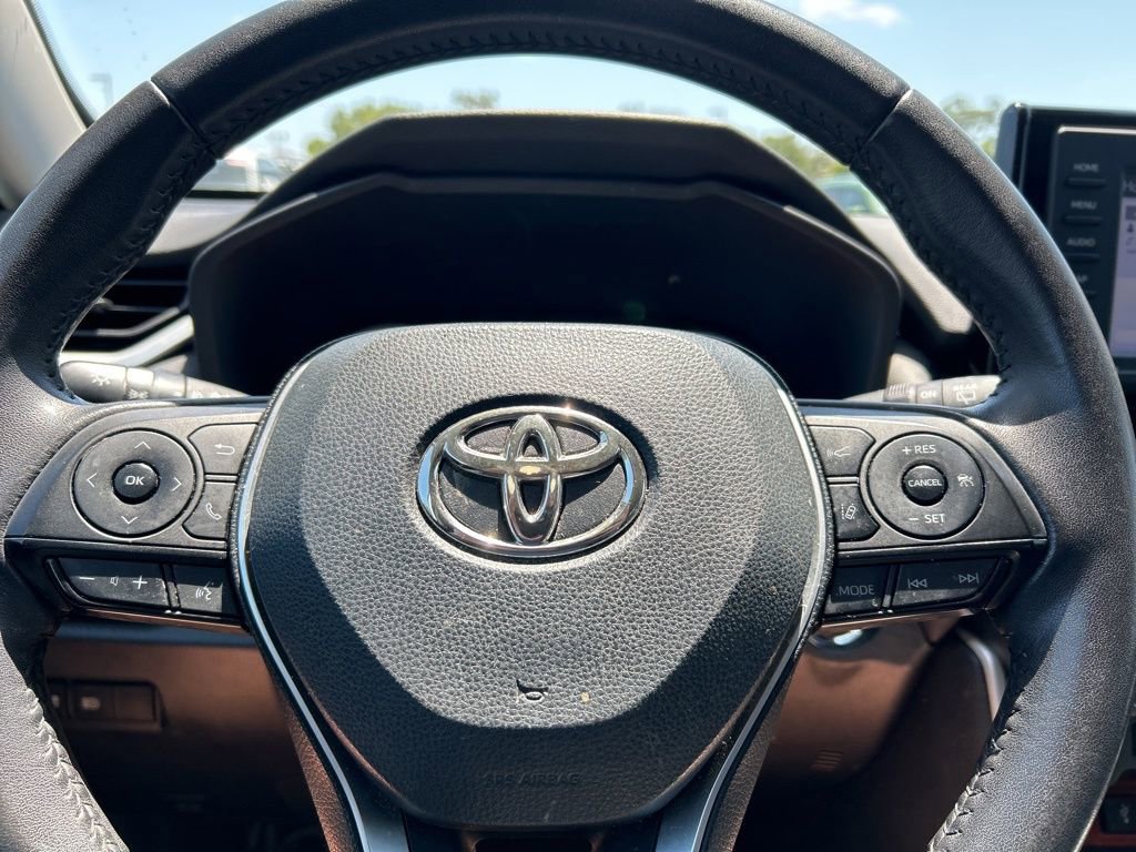 Used 2022 Toyota RAV4 Adventure AWD/4WD image 18