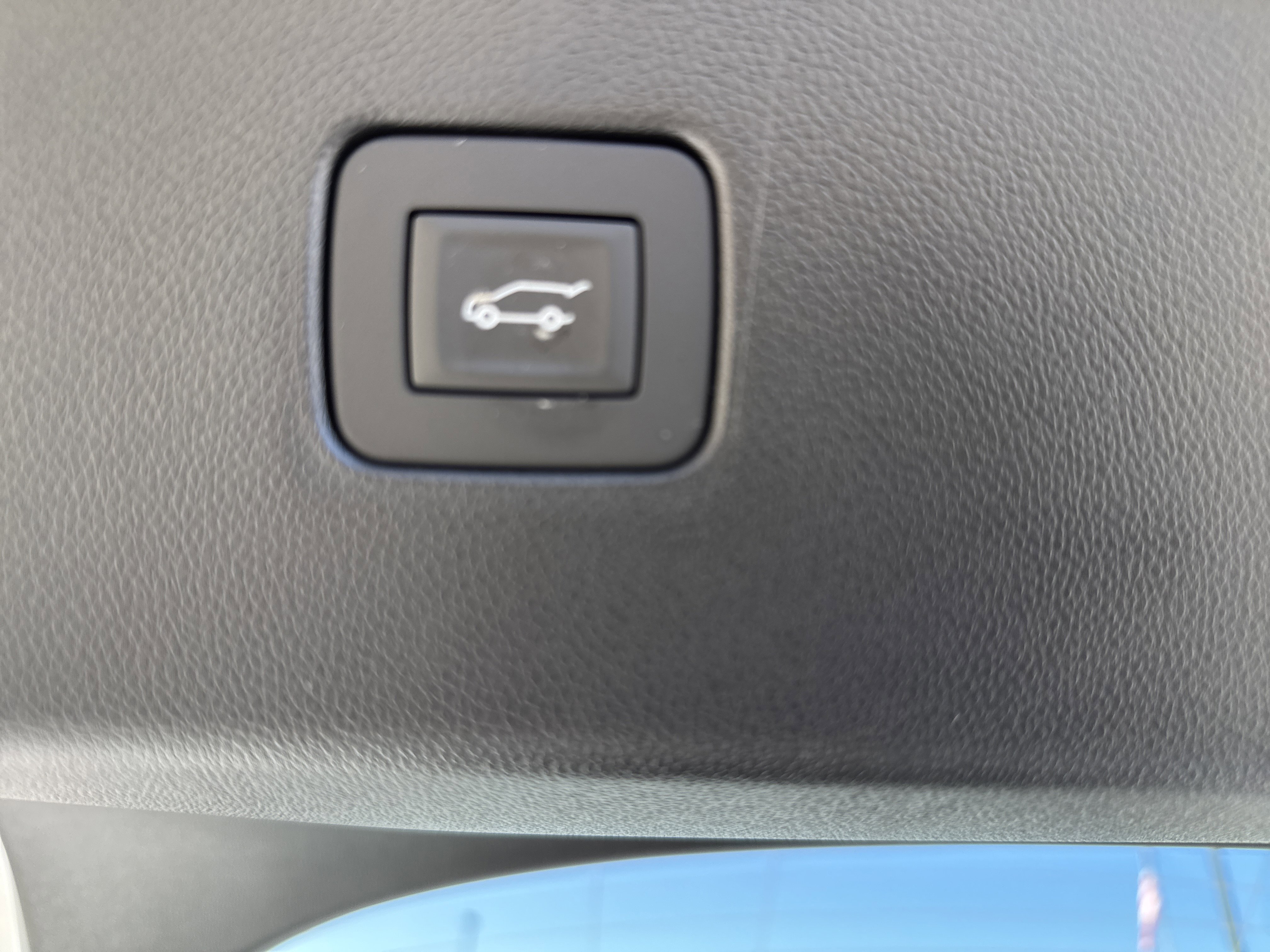 New 2026 Buick Envista Sport Touring w/ Convenience I Package FWD image 32