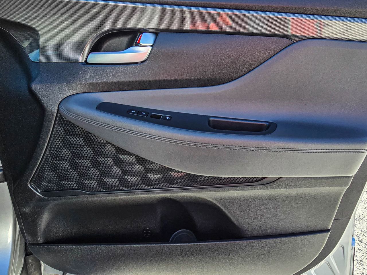 Used 2023 Hyundai Santa Fe SE image 36