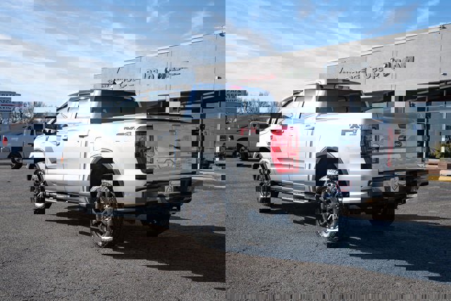 Used 2019 Ford Ranger Lariat w/ Equipment Group 501A Mid image 3