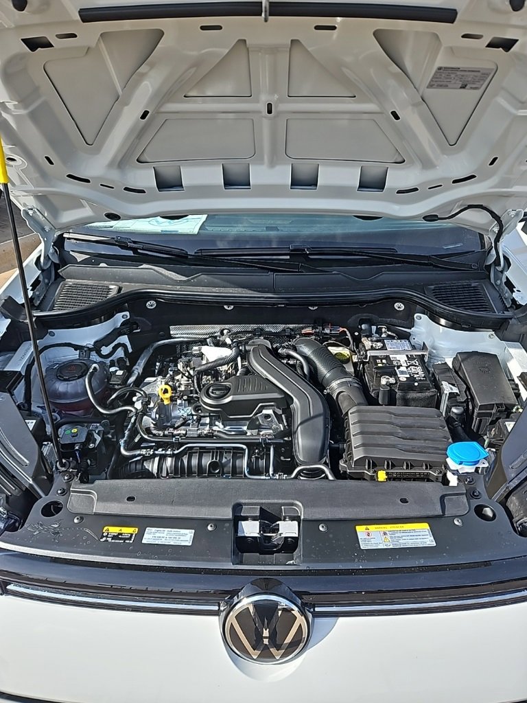 New 2026 Volkswagen Taos S image 10