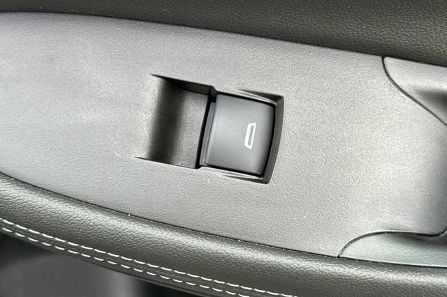 Used 2024 Buick Encore GX Sport Touring FWD image 22
