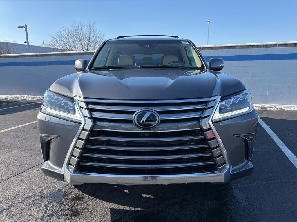 Used 2020 Lexus LX 570 4WD w/ Luxury Package image 8