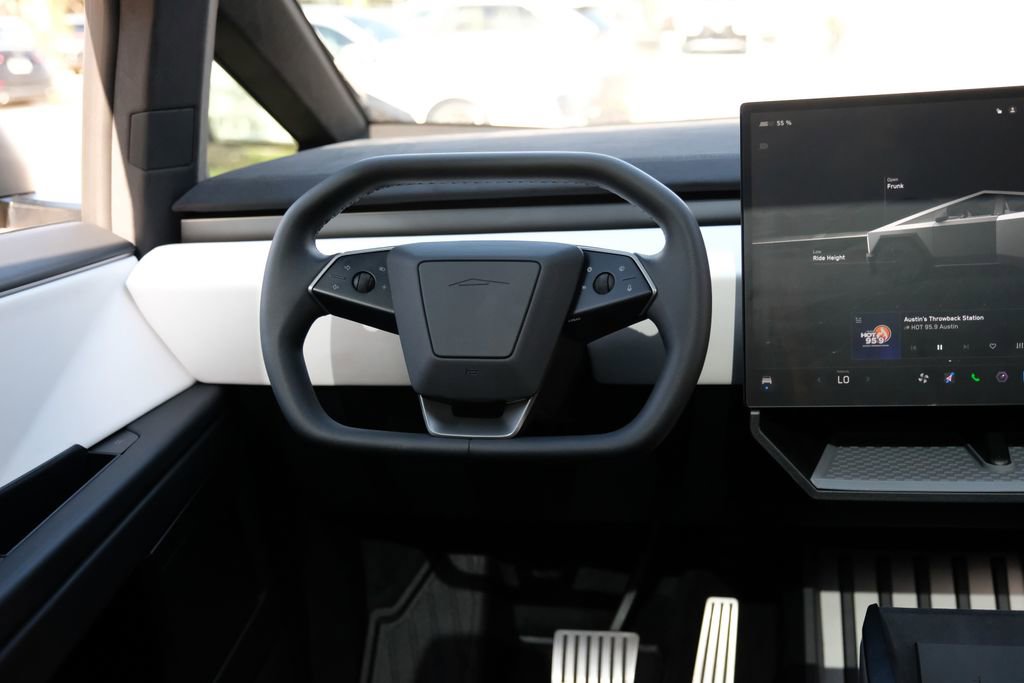 Used 2025 Tesla Cybertruck Cyberbeast image 10