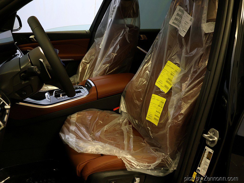 New 2026 BMW X5 xDrive50e w/ M Sport Package AWD/4WD image 11