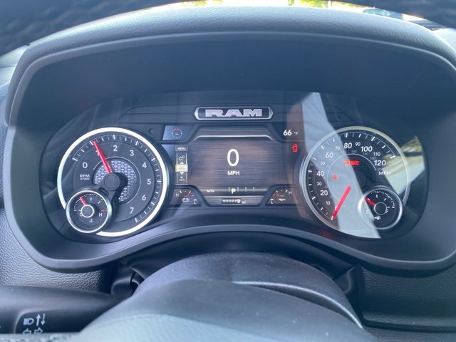 New 2026 RAM 1500 4x4 Crew Cab image 16