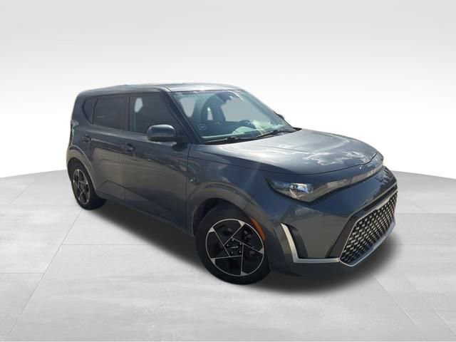 Used 2023 Kia Soul EX image 7