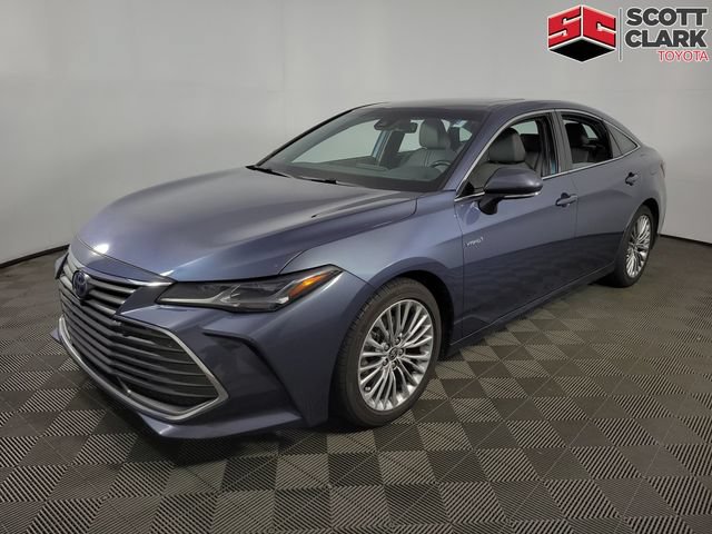 Used 2021 Toyota Avalon Limited w/ Advanced Safety Package FWD image 3