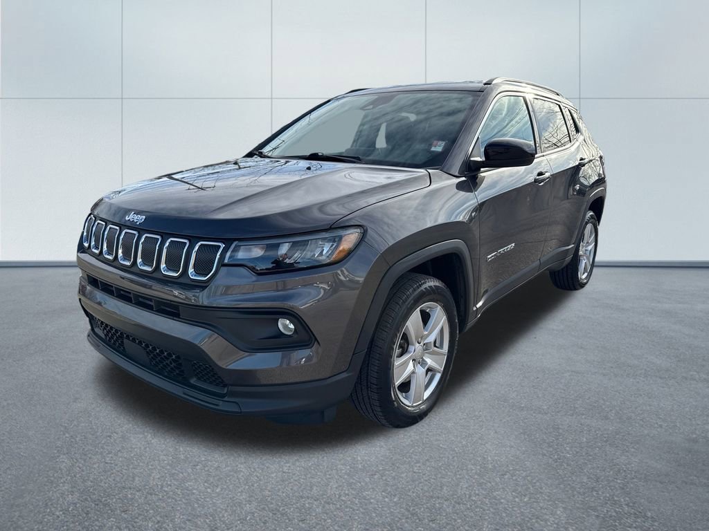 Certified 2022 Jeep Compass Latitude image 2