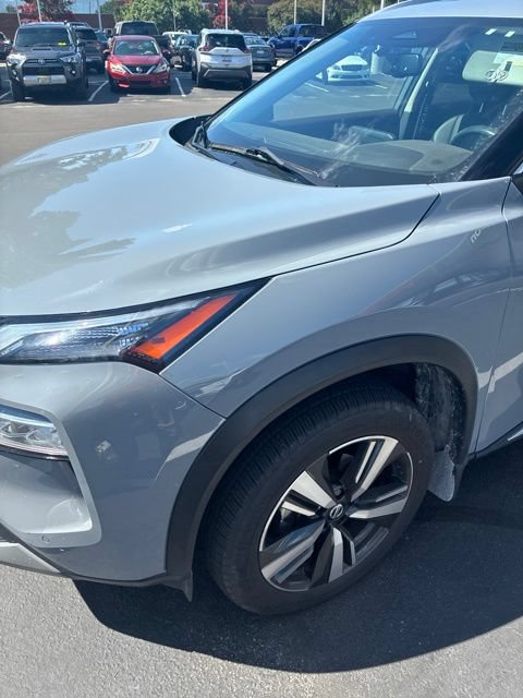 Used 2021 Nissan Rogue SL w/ Premium Package FWD image 3