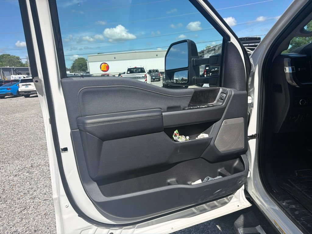 Used 2026 Ford F450 Lariat w/ FX4 Off-Road Package AWD/4WD image 6