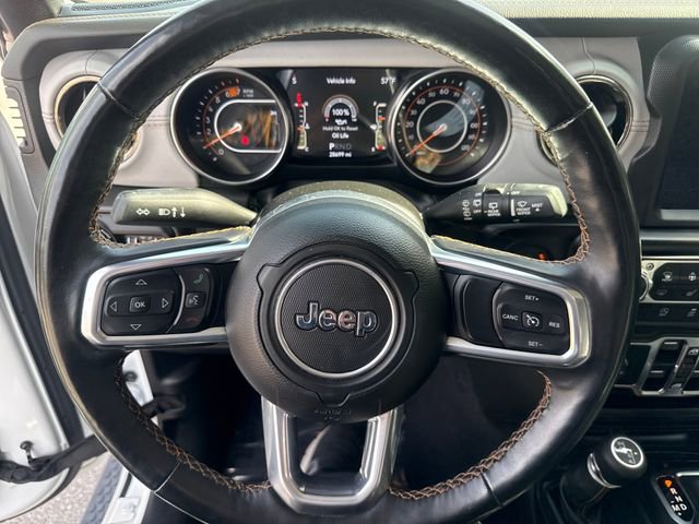 Used 2022 Jeep Wrangler Unlimited Sahara AWD/4WD image 11