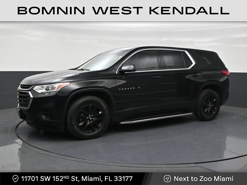 Used 2020 Chevrolet Traverse LS FWD image 1