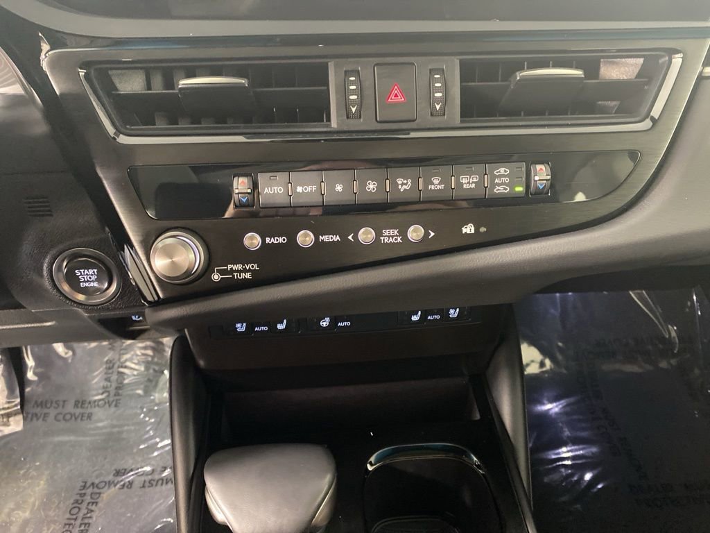 Certified 2023 Lexus ES 350 w/ Premium Package image 21