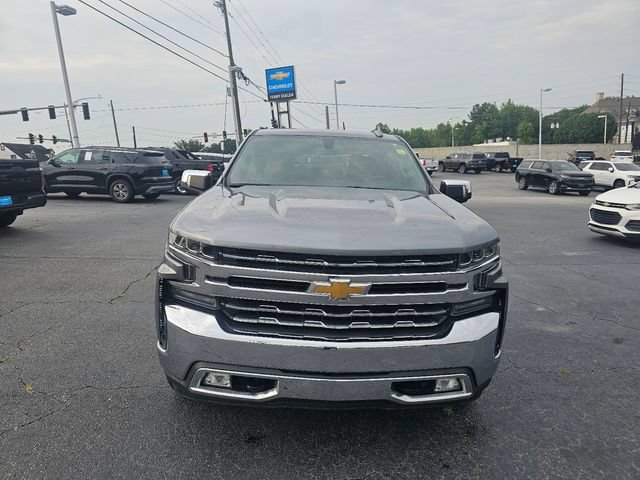 Used 2019 Chevrolet Silverado 1500 LTZ w/ Z71 Off-Road Package AWD/4WD image 3