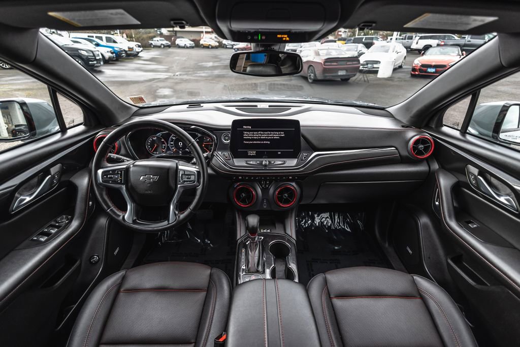 Used 2025 Chevrolet Blazer RS image 28