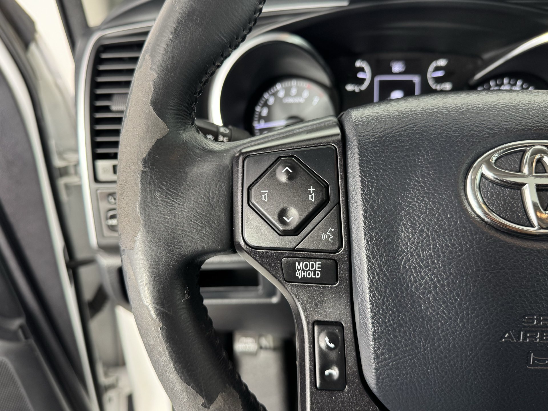 Used 2019 Toyota Sequoia TRD Sport w/ TRD Sport Premium Package RWD image 26