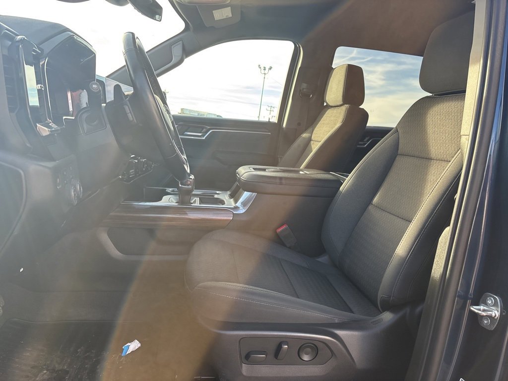 Used 2022 Chevrolet Silverado 1500 RST image 6